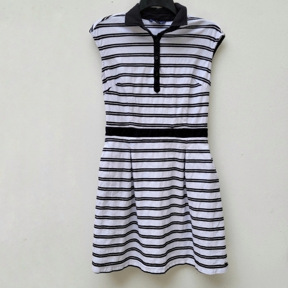 Tommy Hilfiger Dresses & Skirts - Tommy Hilfiger Black And White Striped Summer 100% Cotton Jersey Dress Size 6
